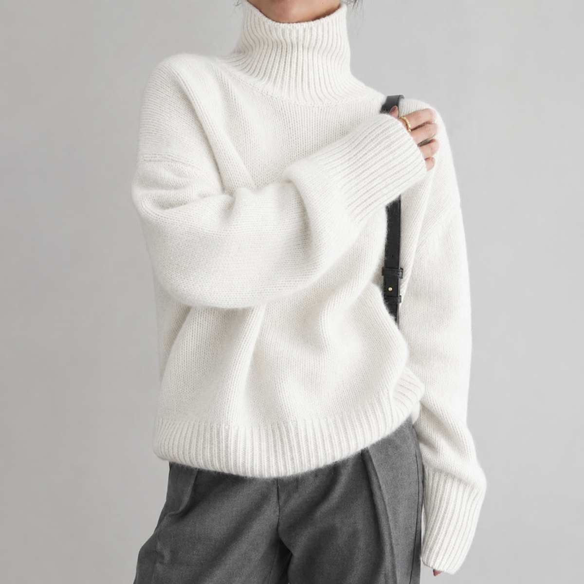 BARBARA™ | MAGLIONE IN SIMIL CACHEMIRE COLLO ALTO